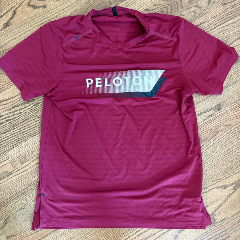Men’s Peloton Shirt size M